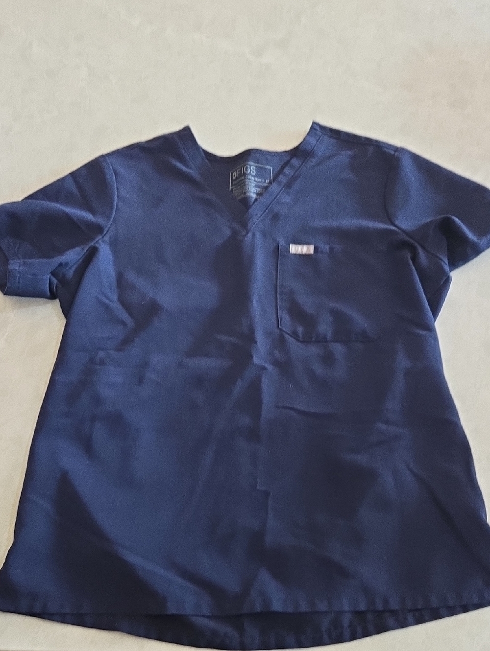 Figs Women's Navy Catarina One Pocket Scrub Top Medium